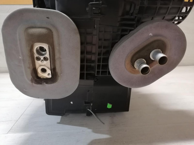 Sandero №14 печка корпус под климат контроль