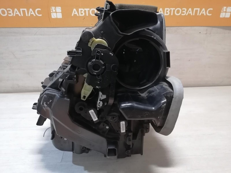 Sandero №14 печка корпус под климат контроль