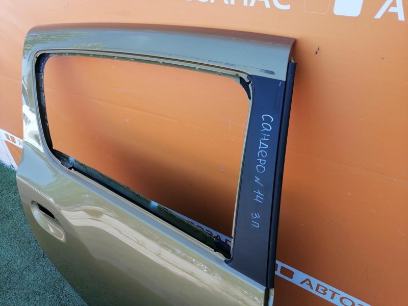 Sandero №14 дверь задняя правая деф