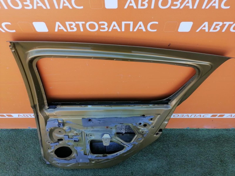 Sandero №14 дверь задняя правая деф