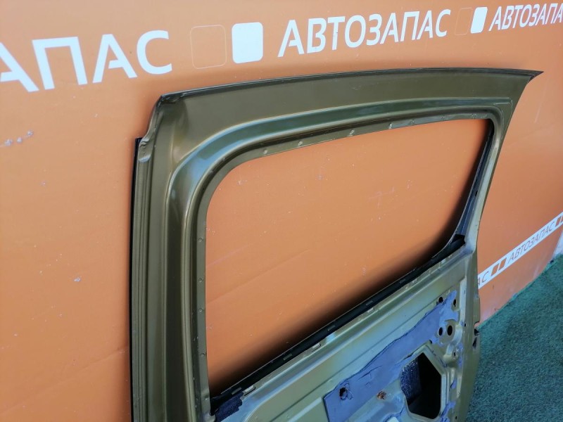 Sandero №14 дверь задняя правая деф