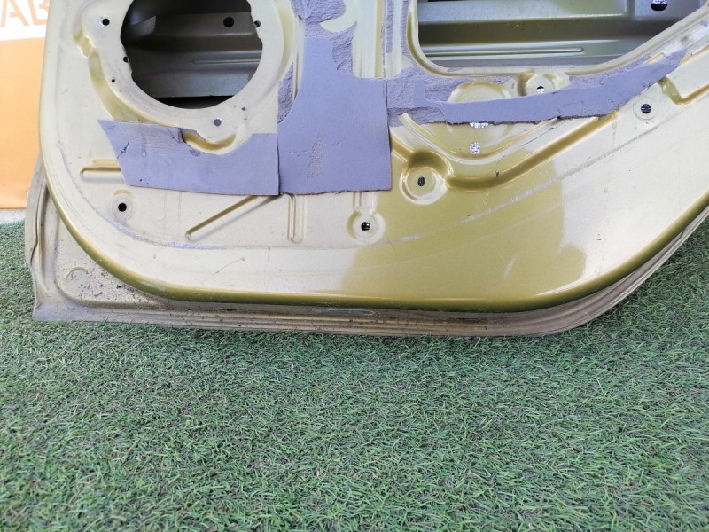 Sandero №14 дверь задняя правая деф