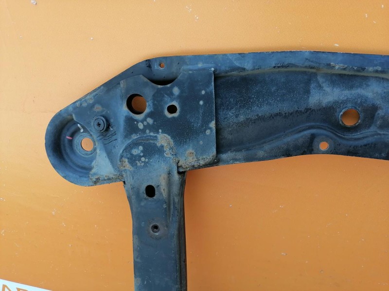 Sandero №14 подрамник деф