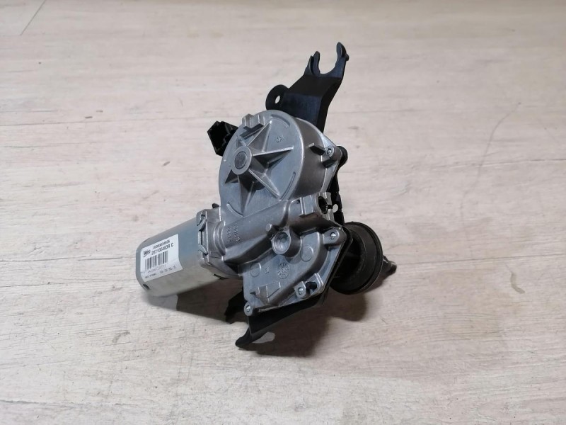 Sandero №14 моторчик заднего дворника деф