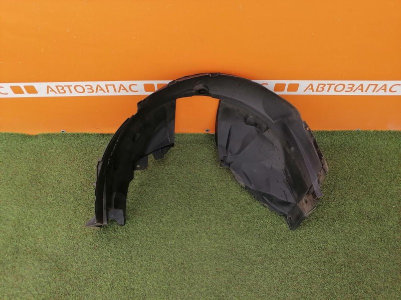 Sandero №14 подкрылок передний левый деф