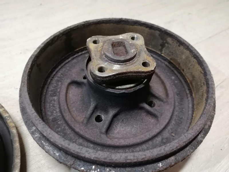 Sandero №14 барабан тормозной правый