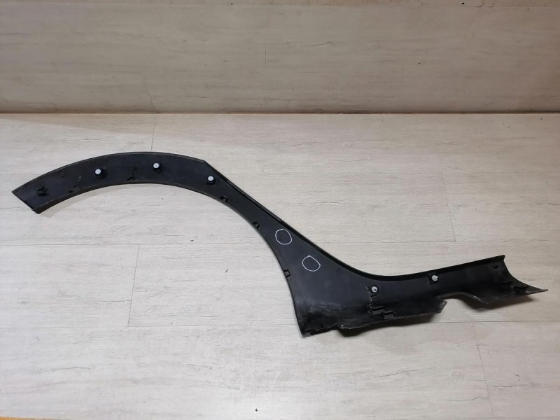 Sandero №14 расширитель крыла задний левый деф