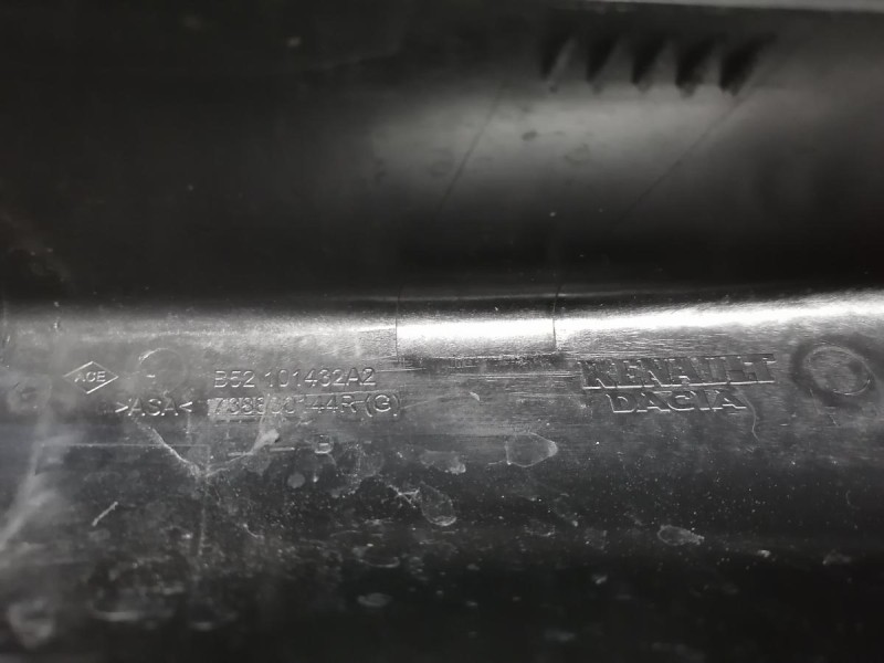 Sandero №14 рейлинг левый на запчасти