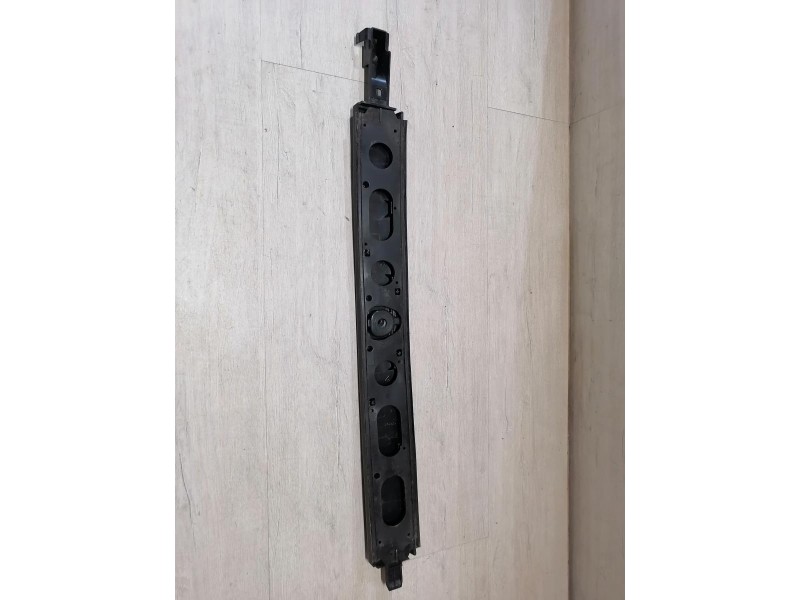 Sandero №14 рейлинг левый на запчасти