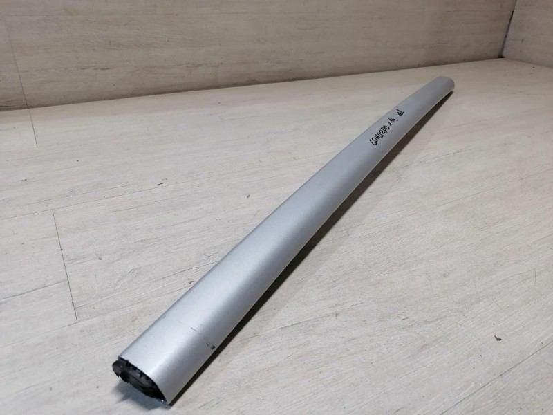 Sandero №14 рейлинг левый на запчасти