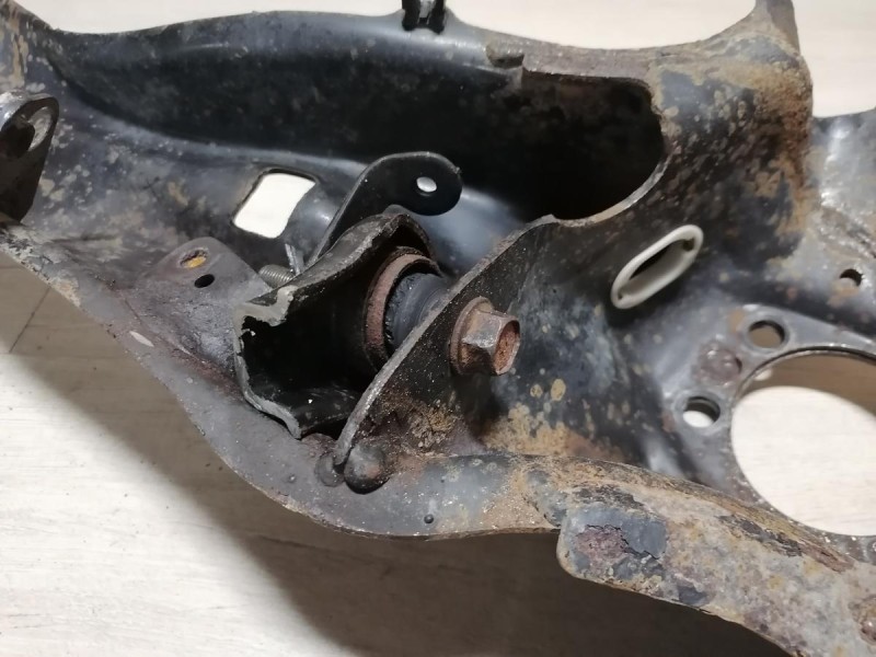 Lancer 10 №1 рычаг задний продольный правый