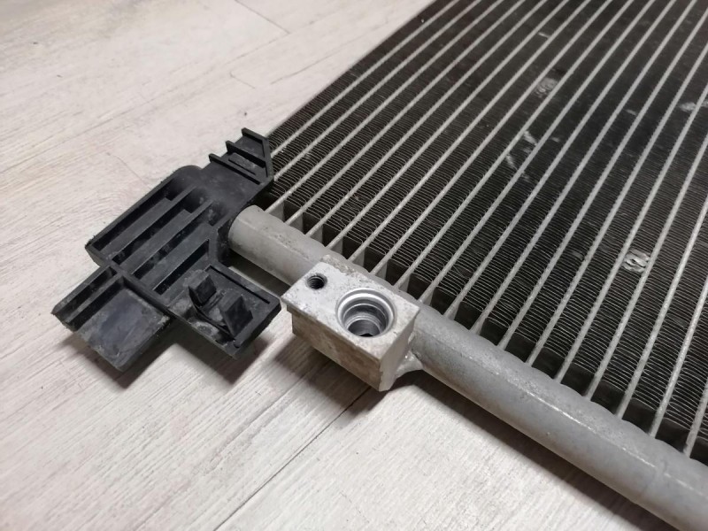 Lancer 10 №1 радиатор кондиционера деф