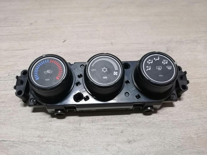 Lancer 10 №1 блок управления кондиционером