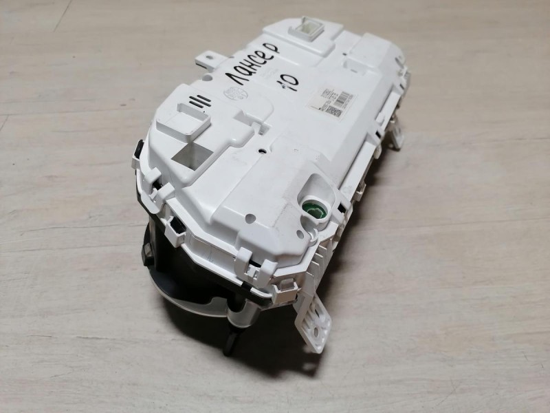Lancer 10 №1 панель приборов