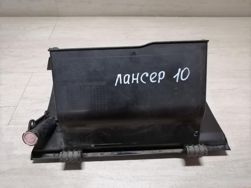 Lancer 10 №1 бардачок