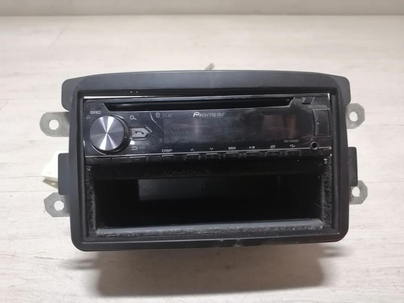 Sandero №14 комплект акустики магнитола динамики конденсатор полка деф