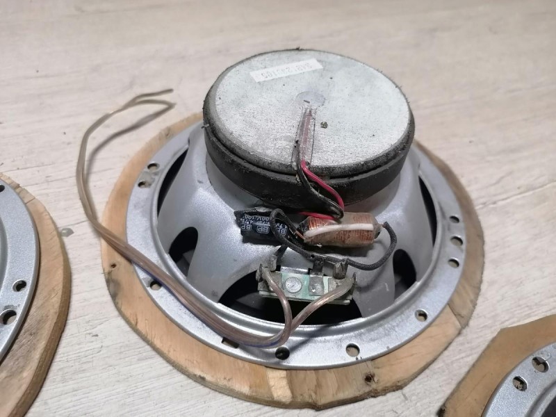 Sandero №14 комплект акустики магнитола динамики конденсатор полка деф