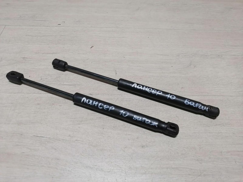 Lancer 10 №1 амортизатор крышки багажника