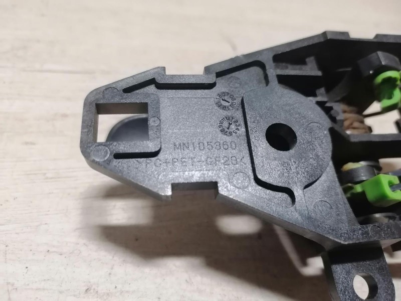 Lancer 10 №1 ручка двери внутренняя правая