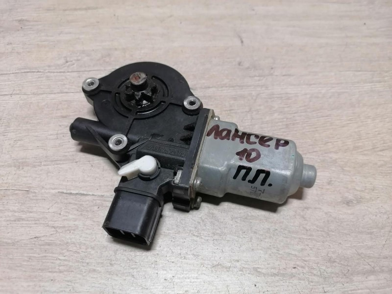 Lancer 10 №1 моторчик стеклоподъемника передний правый
