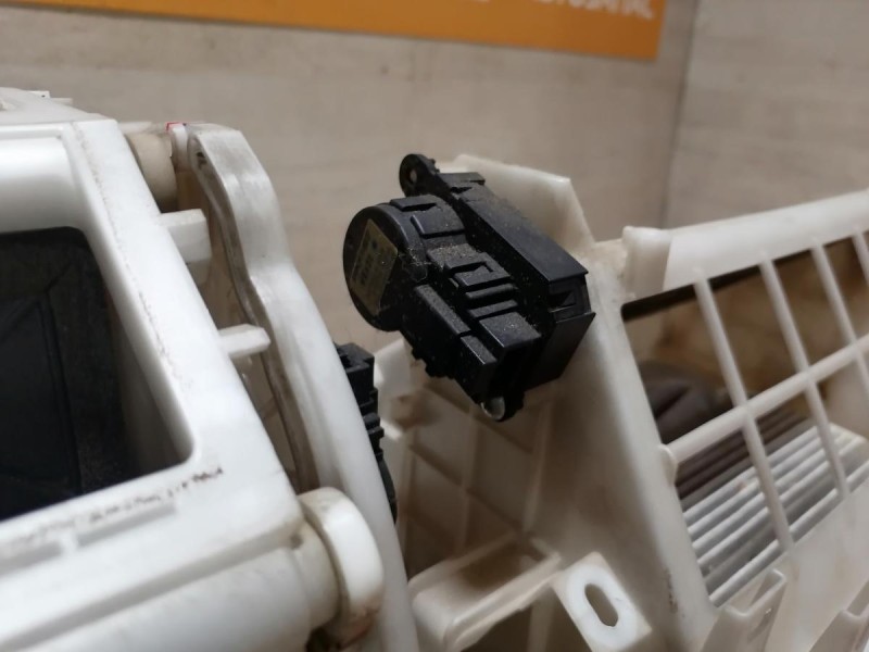 Lancer 10 №1 печка корпус под кондиционер