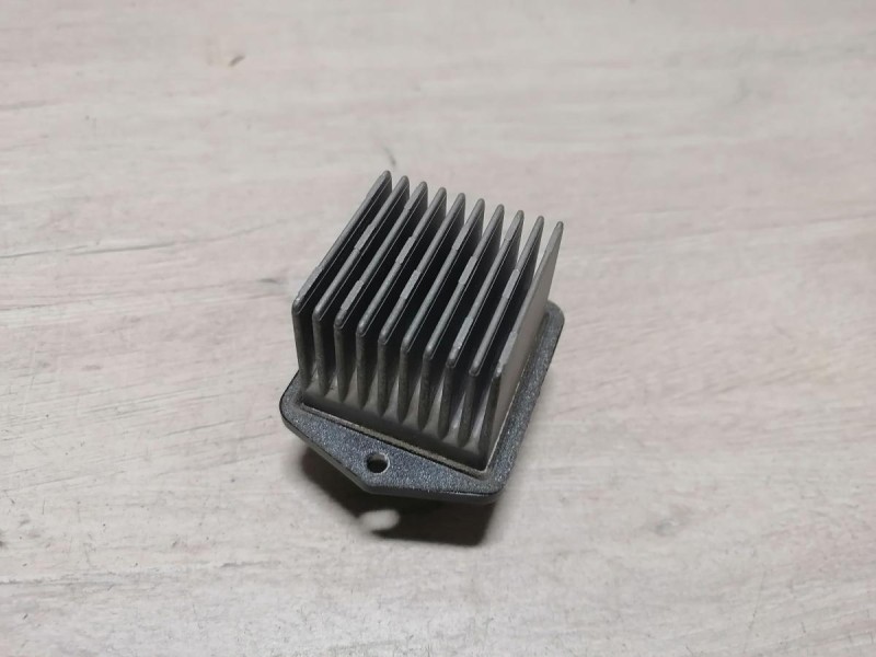 Lancer 10 №1 резистор печки
