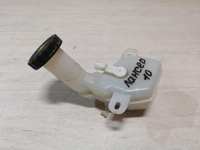 Lancer 10 №1 бачок тормозного цилиндра