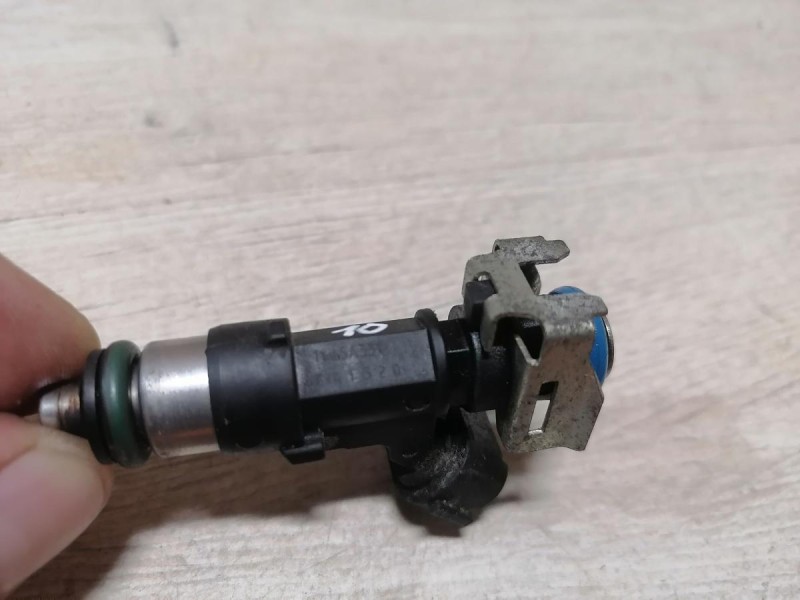 Lancer 10 №1 форсунка топливная 1.6