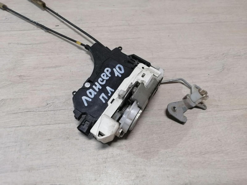 Lancer 10 №1 замок двери передний левый