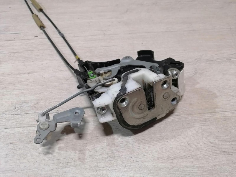 Lancer 10 №1 замок двери передний левый