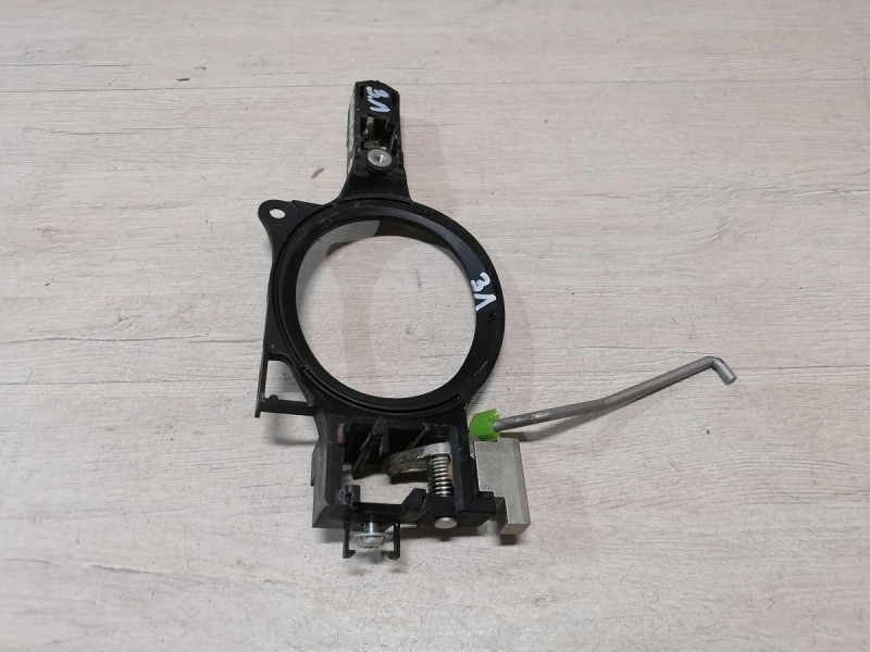 Lancer 10 №1 кронштейн ручки двери задний левый