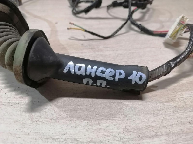 Lancer 10 №1 проводка двери передняя правая