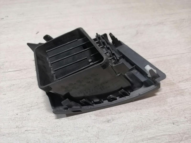 Lancer 10 №1 дефлектор торпедо левый