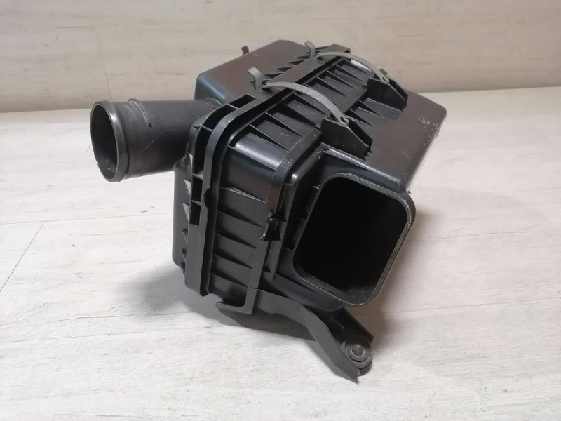 Lancer 10 №1 корпус воздушного фильтра деф