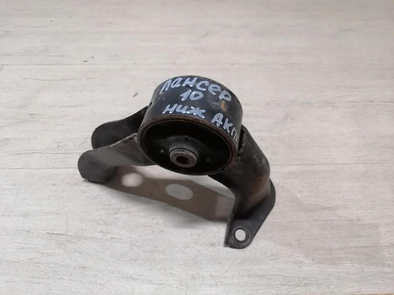 Lancer 10 №1 подушка коробки задняя нижняя