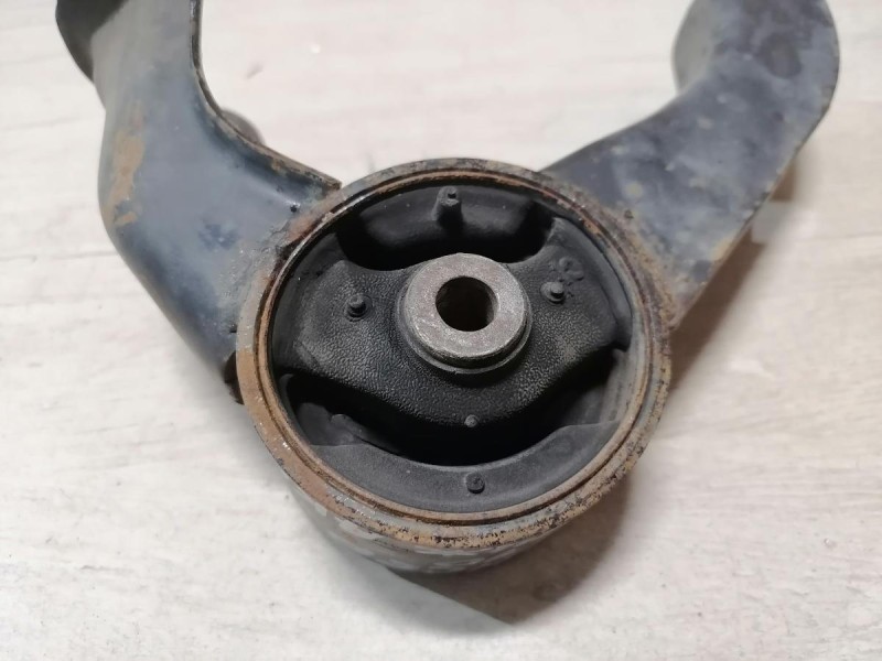 Lancer 10 №1 подушка коробки задняя нижняя