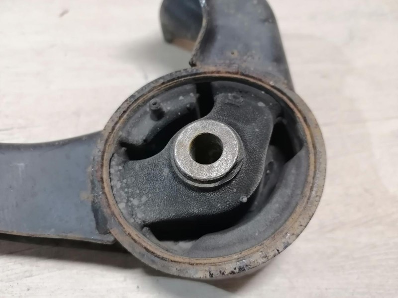 Lancer 10 №1 подушка коробки задняя нижняя