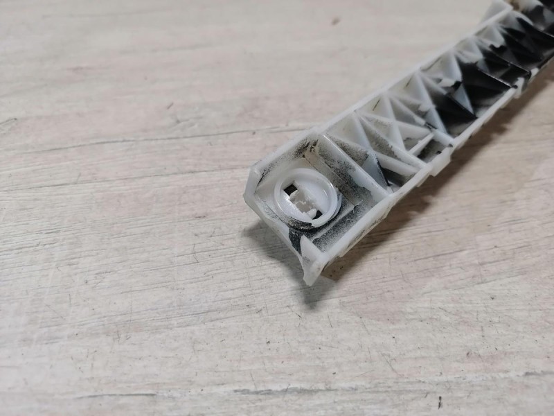 Lancer 10 №1 крепление заднего бампера левое деф