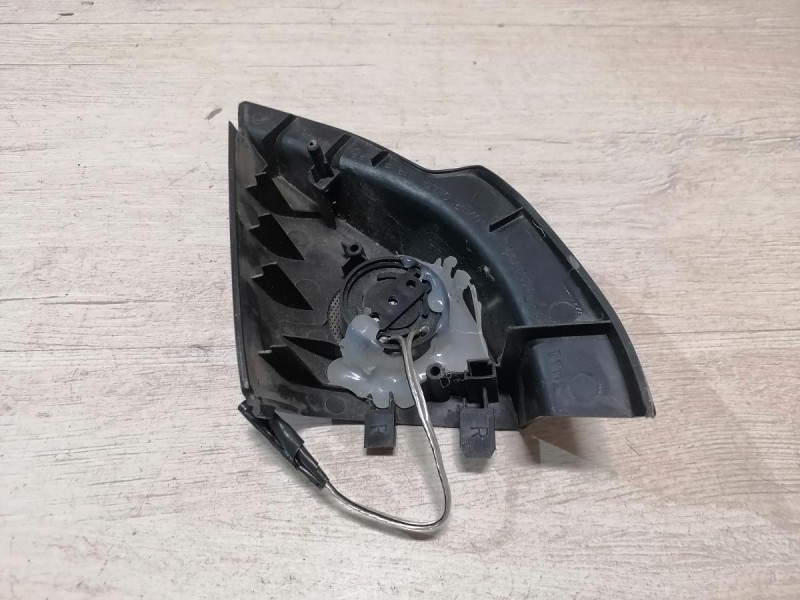 Lancer 10 №1 заглушка зеркала с пищалкой правая эл