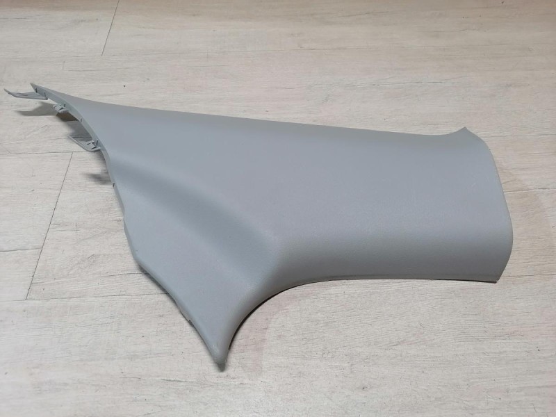 Lancer 10 №1 обшивка задней стойки верхняя левая
