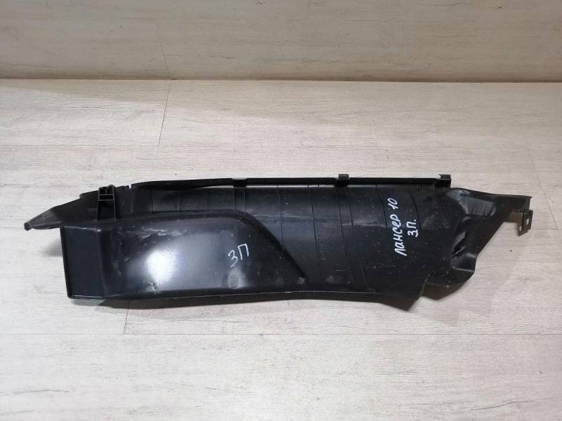 Lancer 10 №1 обшивка задней стойки нижняя правая