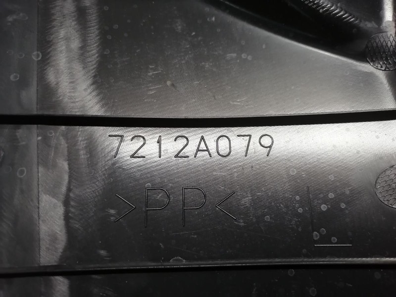 Lancer 10 №1 обшивка задней стойки нижняя левая