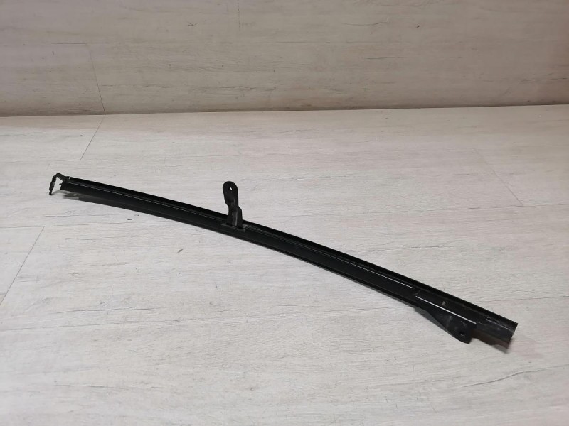 Lancer 10 №1 направляющая стекла двери задняя правая