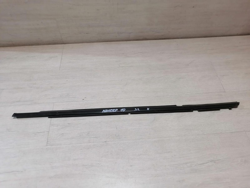 Lancer 10 №1 бархотка наружная задняя левая деф