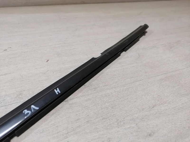 Lancer 10 №1 бархотка наружная задняя левая деф