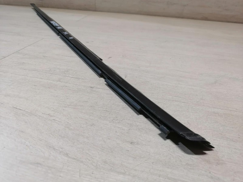 Lancer 10 №1 бархотка наружная задняя левая деф