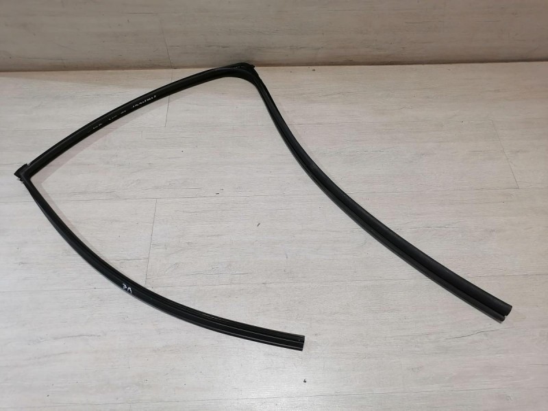 Lancer 10 №1 бархотка верхняя задняя левая