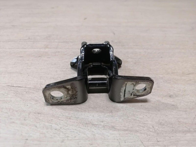 Lancer 10 №1 петля двери задняя правая верхняя