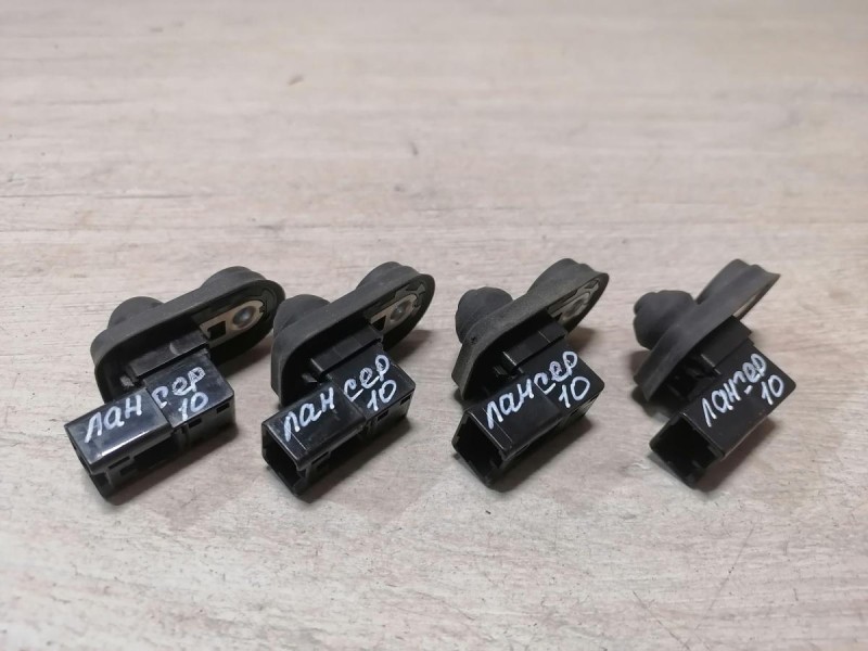 Lancer 10 №1 концевик двери