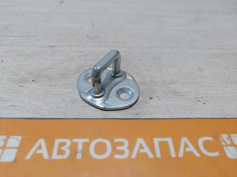 Lancer 10 №1 петля замка двери